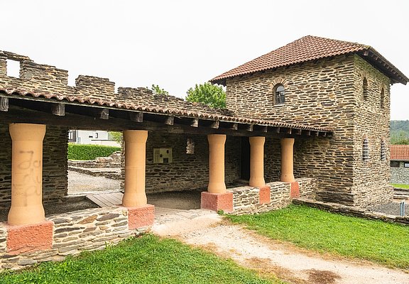 Eingang der Römischen Villa bei Mehring