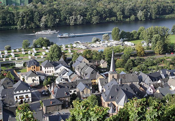 Wohnmobilstellplatz Graach