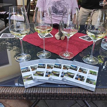 Weinbummel Wein und Karten