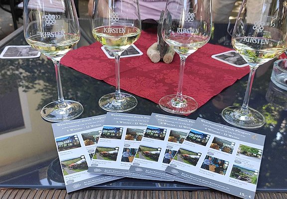 Weinbummel Wein und Karten