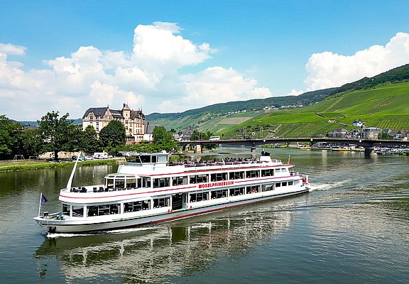 Schifffahrt von Bernkastel nach Lieser