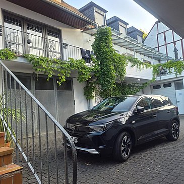Kopia Eingang_Treppen