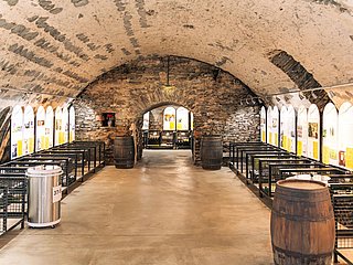 Vinothek im Gewölbekeller