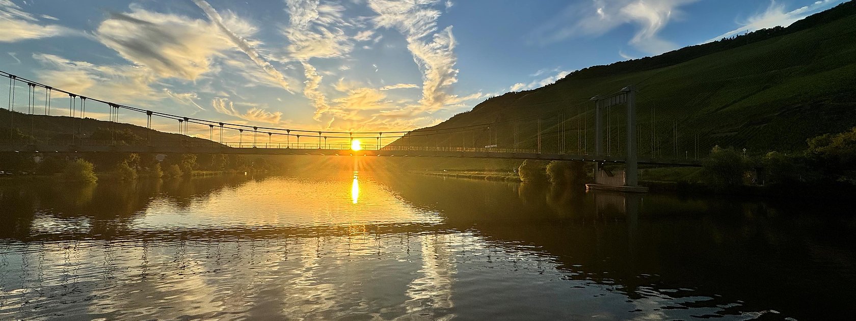 Schifffahrt am Abend