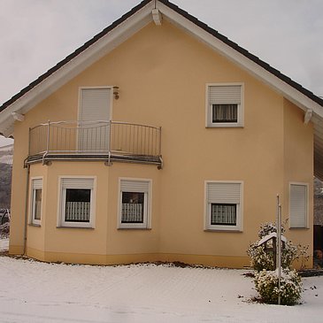 Es gibt auch Schnee im Moseltal.
