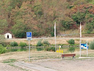 Rachtig_Busparkplatz