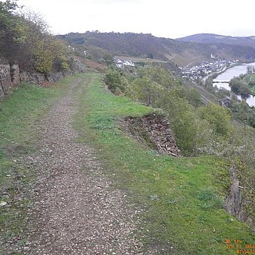 Panoramaweg in Richtung Hatzenport