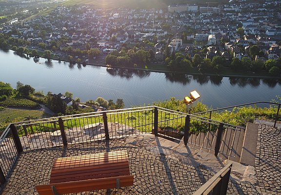Westflanke des Burgberges