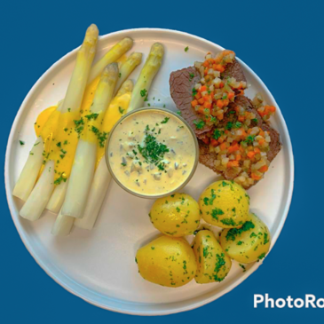 Spargelkarte im Restaurant Simon`s