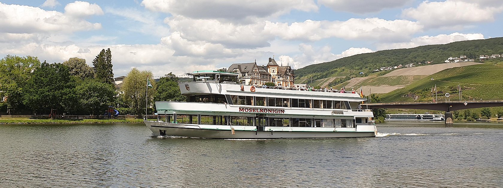Schifffahrt auf der Mosel