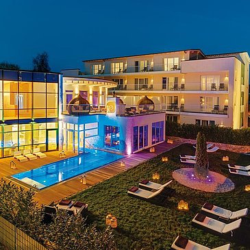 Poolhaus 2
