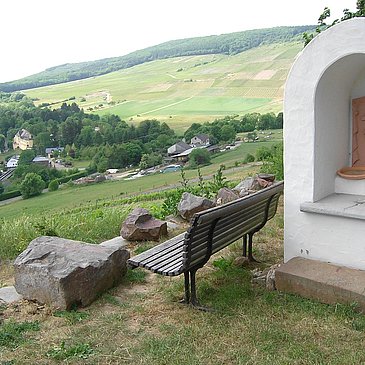 Kapelle oberhalb von Maring
