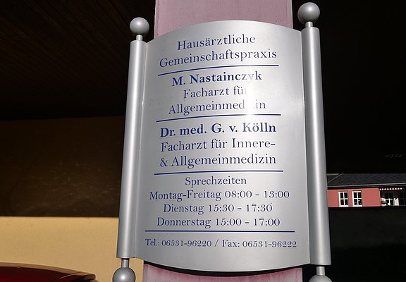 Gemeinschaftspraxis Schild
