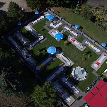 Der Minigolfplatz in Brauneberg von oben