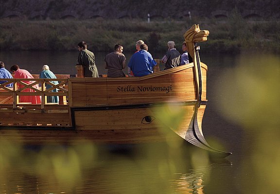 Weinschiff im Herbst