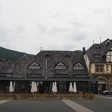 Bahnhof Cues Terrasse